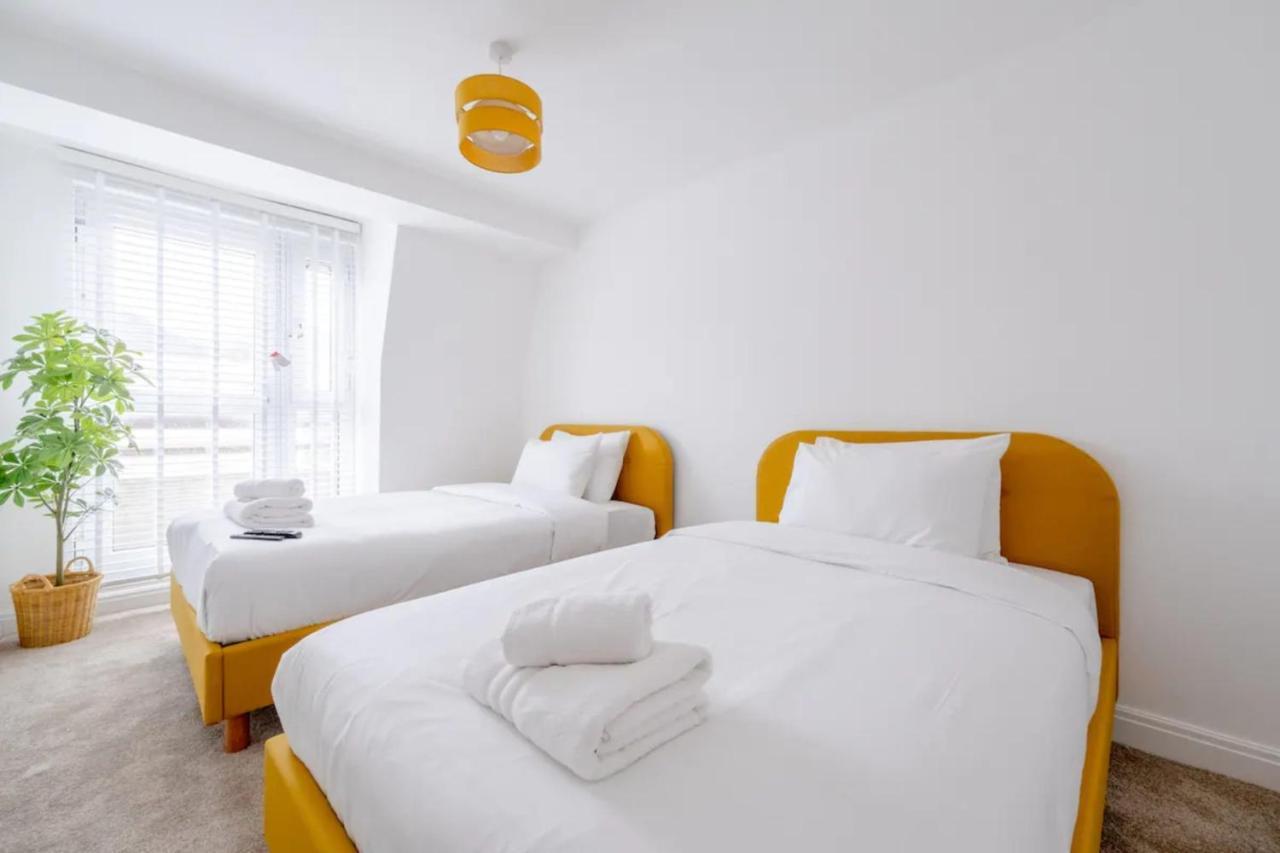 3bd Flat With Balcony In Paddington Apartment London